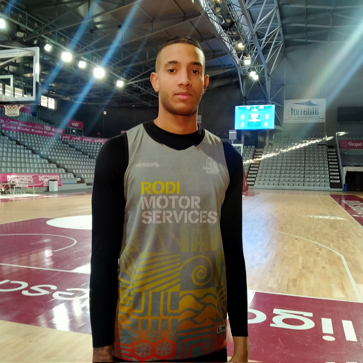 David Bachiller (@davidbatxiller) on Twitter photo El Hiopos Lleida confia en el seu treball per trencar la dinàmica de 4 derrotes seguides. Michael Caicedo explica que l'equip és conscient que és un any de "lluitar molt". #esports #lleida #LigaEndesa #basquet El Hiopos Lleida confia en el seu treball per trencar la dinàmica de 4 derrotes seguides. Michael Caicedo explica que l'equip és conscient que és un any de "lluitar molt". #esports #lleida #LigaEndesa #basquet