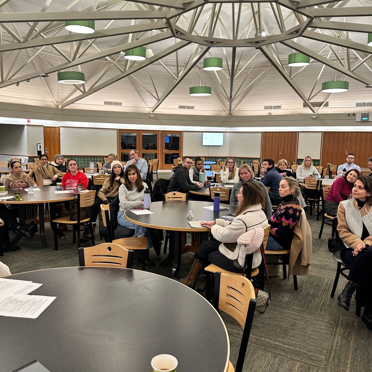 DCDSchool's tweet photo. What a wonderful discussion between our administrators and parents on the book The Anxious Generation. Thanks to our parents who came out. #DCDSCommunity #SchoolandFamilyPartnership https://t.co/BJhukAlr82