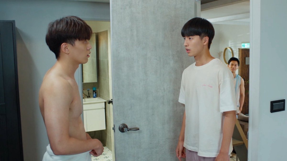 BLUPDATE2022's tweet photo. EP1+2: When an art graduate student guides a dreamer, will they create a masterpiece or a forbidden love blossoms? 

#ImpressionOfYouth #印象青春 | Every Wednesday at 12 NN GMT+8 on iQIYI and Viki.
▶️ https://t.co/CDyLoyeKur
▶️ https://t.co/QHqAdo2n5Q https://t.co/G5VidyUEqe