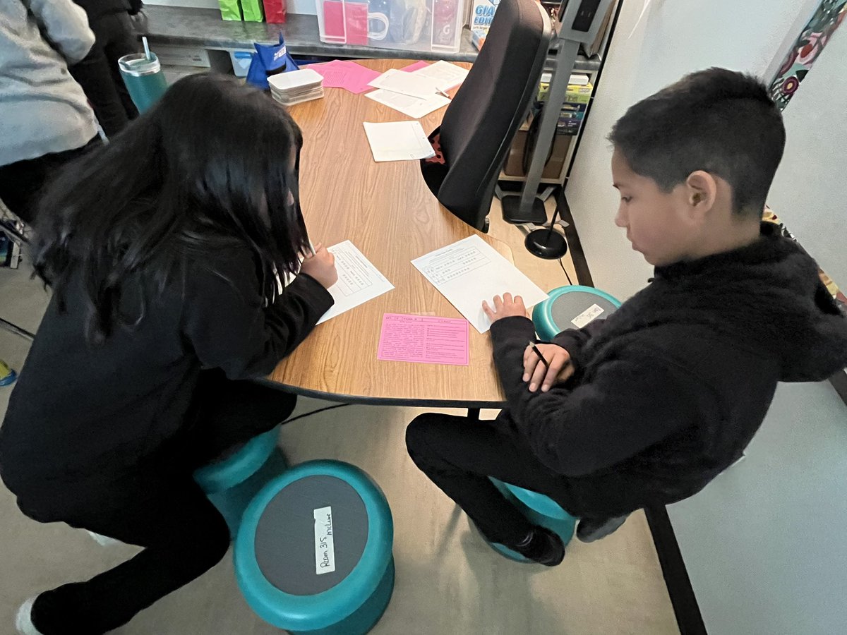 πΌπ£ππππ β. π½ππ π£ππ€, π. πΌπ. (@enflores_mpms) on Twitter photo Great gallery walk to get students to collaborate on identifying a claim while using evidence and reasoning <a href="/vgrana_PMS/">Vanessa Granados</a> and Ms. Cadena! π©΅π§‘ <a href="/Puentes_MS/">Greta June Brasgalla</a> <a href="/SISD_Herrera/">Enrique Herrera</a> #ALLIN #TeanSISD Great gallery walk to get students to collaborate on identifying a claim while using evidence and reasoning <a href="/vgrana_PMS/">Vanessa Granados</a> and Ms. Cadena! π©΅π§‘ <a href="/Puentes_MS/">Greta June Brasgalla</a> <a href="/SISD_Herrera/">Enrique Herrera</a> #ALLIN #TeanSISD