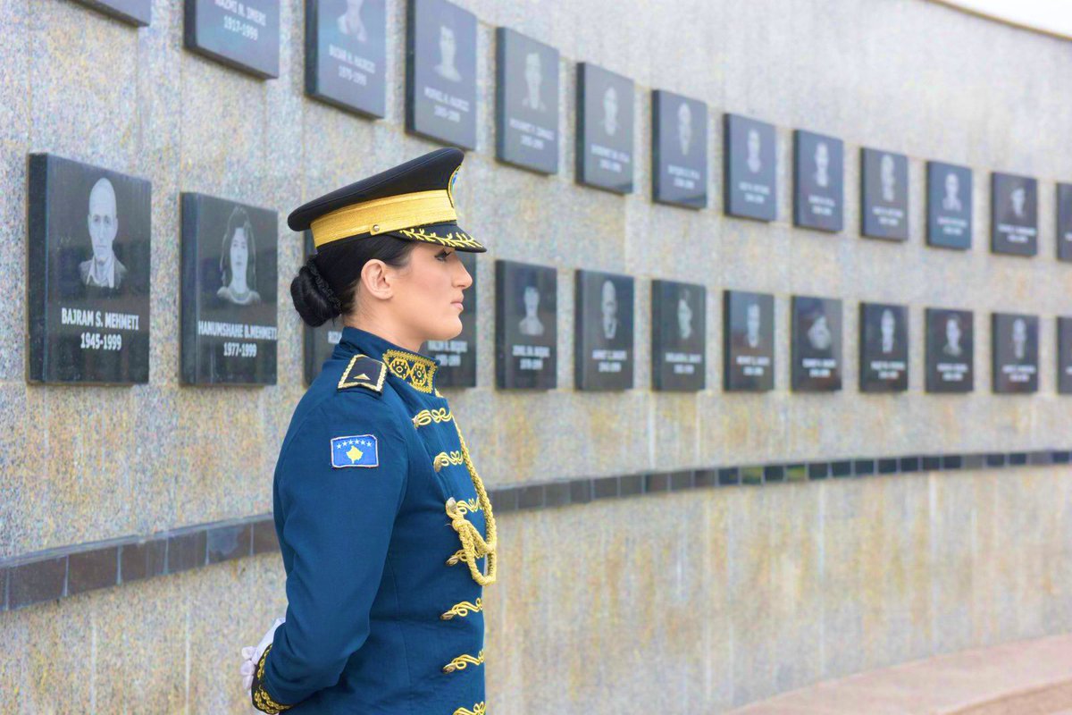 Adriatik_K's tweet photo. Today, we commemorate 45 civil-innocent people who were killed and massacred in 1999 by the Serbian military forces in #Recak🇽🇰.
There can never be amnesty for Serbia's genocide in #Kosovo.
Justice must prevail.
#WeWillNeverForget! https://t.co/SMYxDx9axc