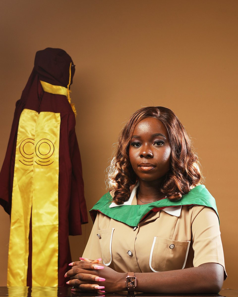 tomifayo's tweet photo. A Graduate and a Chartered Accountant!!!🤭🎉🥳
Jesutomifayo Esther, Onadipe Bsc. Actuarial Science, (Second Class Upper Division), AAT, ACA. 
God is in this story🤭❤️ https://t.co/QlgLxIP5av