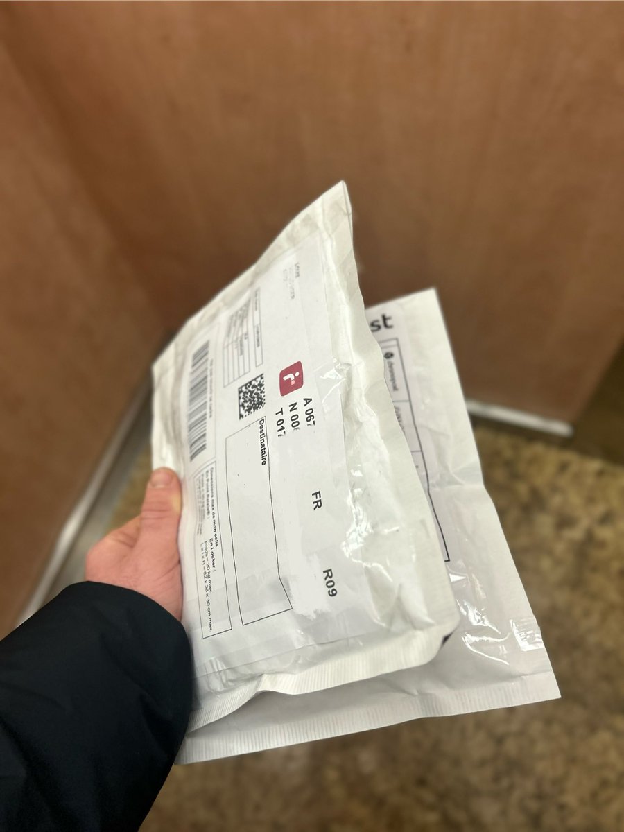 jj_w30's tweet photo. Les commandes arrivent bientôt chez vous 🤩🧦🩳

#chausette #calecon #sperme #cho7 https://t.co/igtYzJViFk