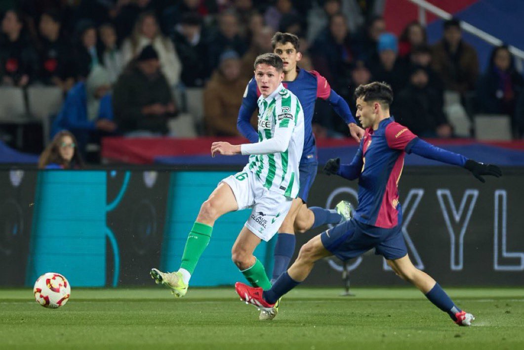 Contra este FC Barcelona se puede perder. El problema es cómo se pierde. 

Sin actitud, sin competir, sin identidad y sin que duela el escudo.