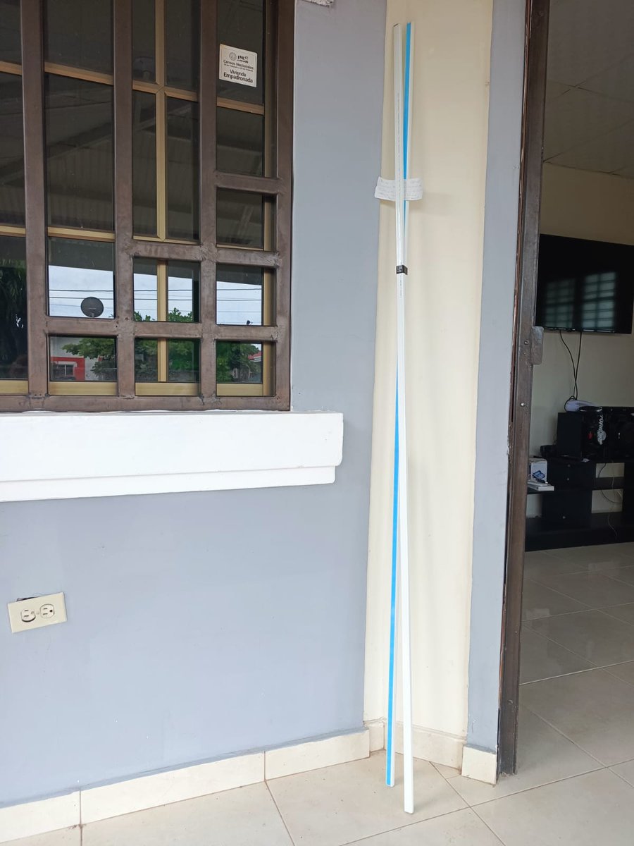 JorgeILG89's tweet photo. Cuál es la falta de respeto de @TigoPanama con los clientes, mínimo es gratis el servicio que prestan @AsepPanama tienen el descaro de dejar los materiales en mi puerta y decir que han ido varias veces, que han llamado cuando ese no es mi número que en su base de datos no está oq https://t.co/ARGyFnG1Zf