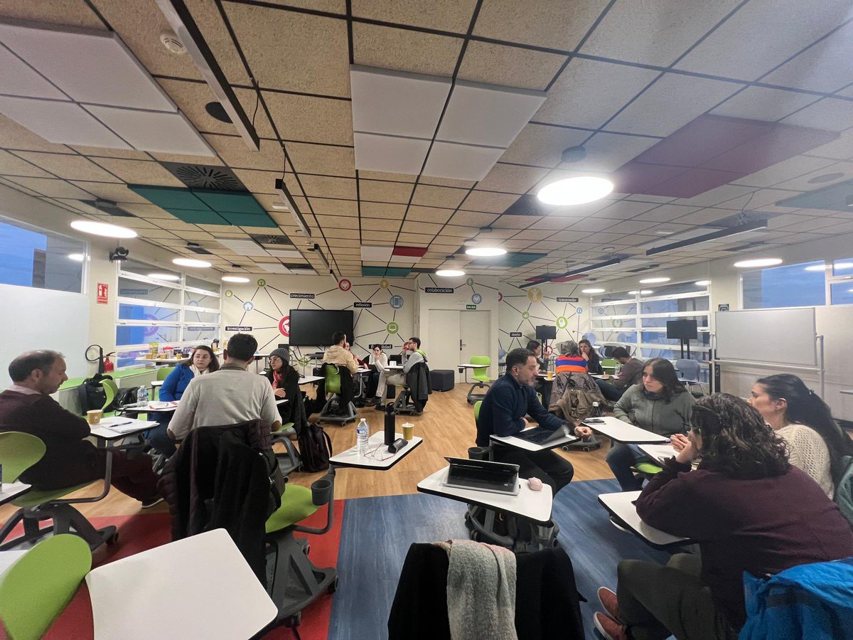 bpalop's tweet photo. II Encuentro de Didáctica del Pensamiento Computacional en la UCM.

Charla de Eduardo Quevedo (Las Palmas GC) y tres sesiones de trabajo para seguir avanzando y buscando coherencia entre universidades para la formación inicial y continua del profesorado. https://t.co/XJQMYi9kwM