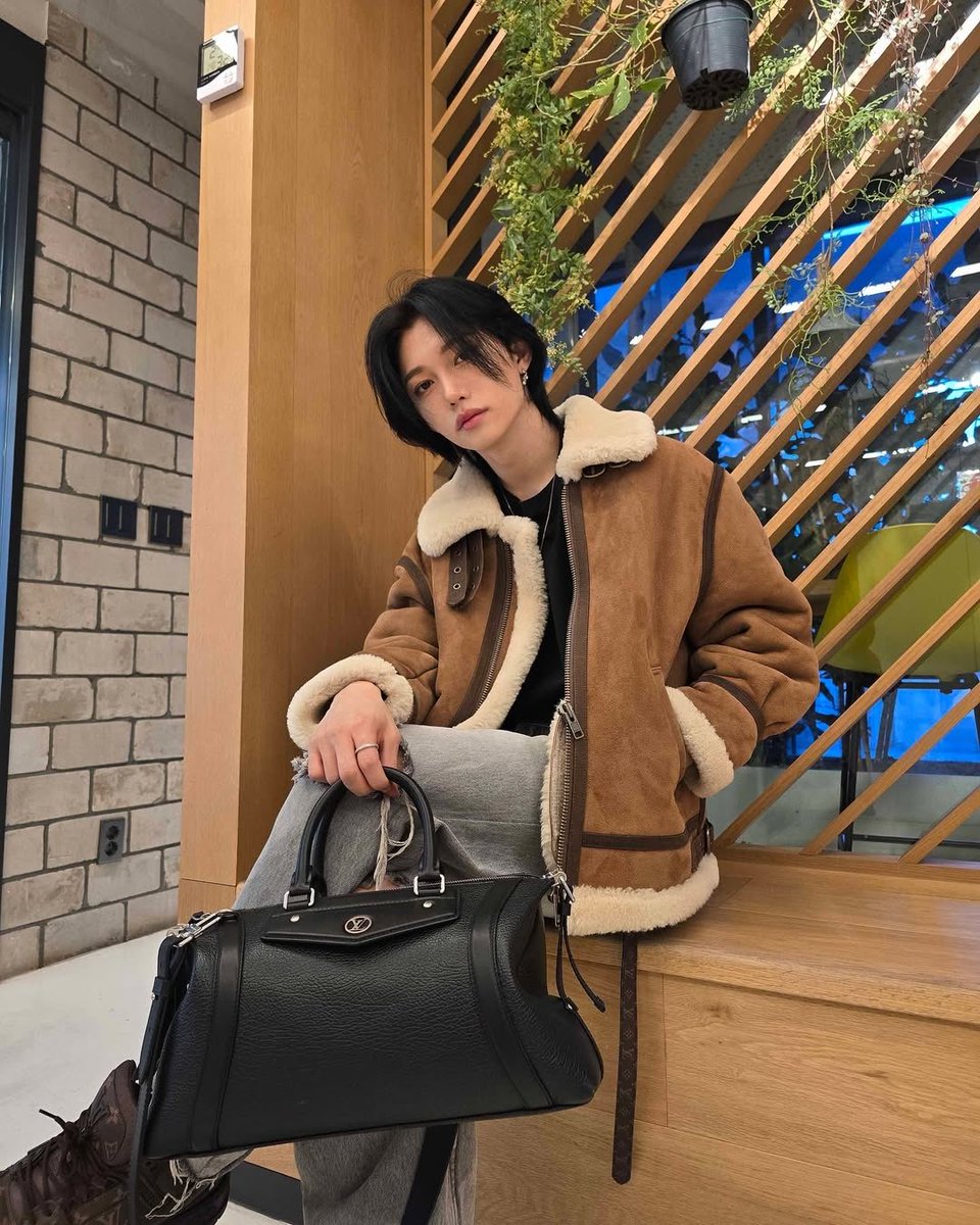 Lee Felix (@shownu073) on Twitter photo 