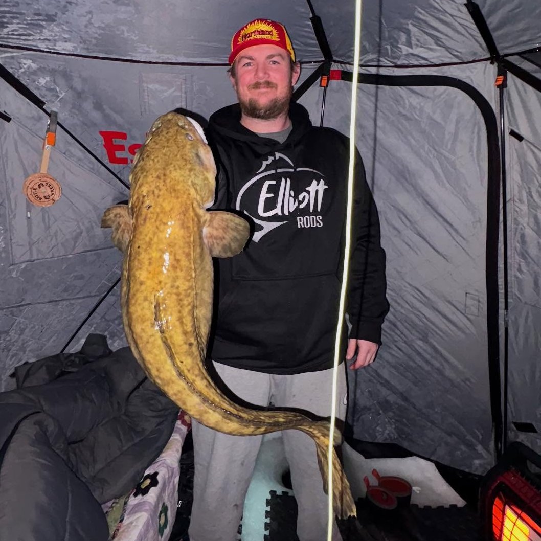 NorthlandTackle's tweet photo. It's Show 'Em Off Sunday and we want to see your latest catch in the comments below! 🙌🥶🎣 #ShowEmOffSunday https://t.co/spI8ZCRe6Y