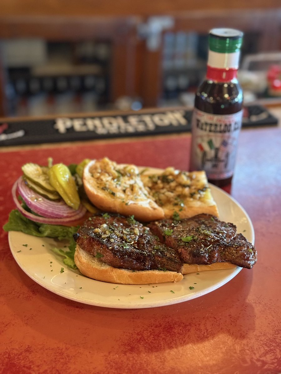 waterloo_ca's tweet photo. Don’t miss out on tomorrows lunch special: 8oz hand cut Garlic New York steak Sandwich😍 https://t.co/zDoyHO6dhe