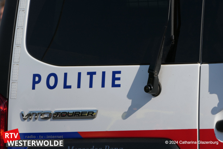 Persoon te water in Wildervank, politie zoekt hulpverlener