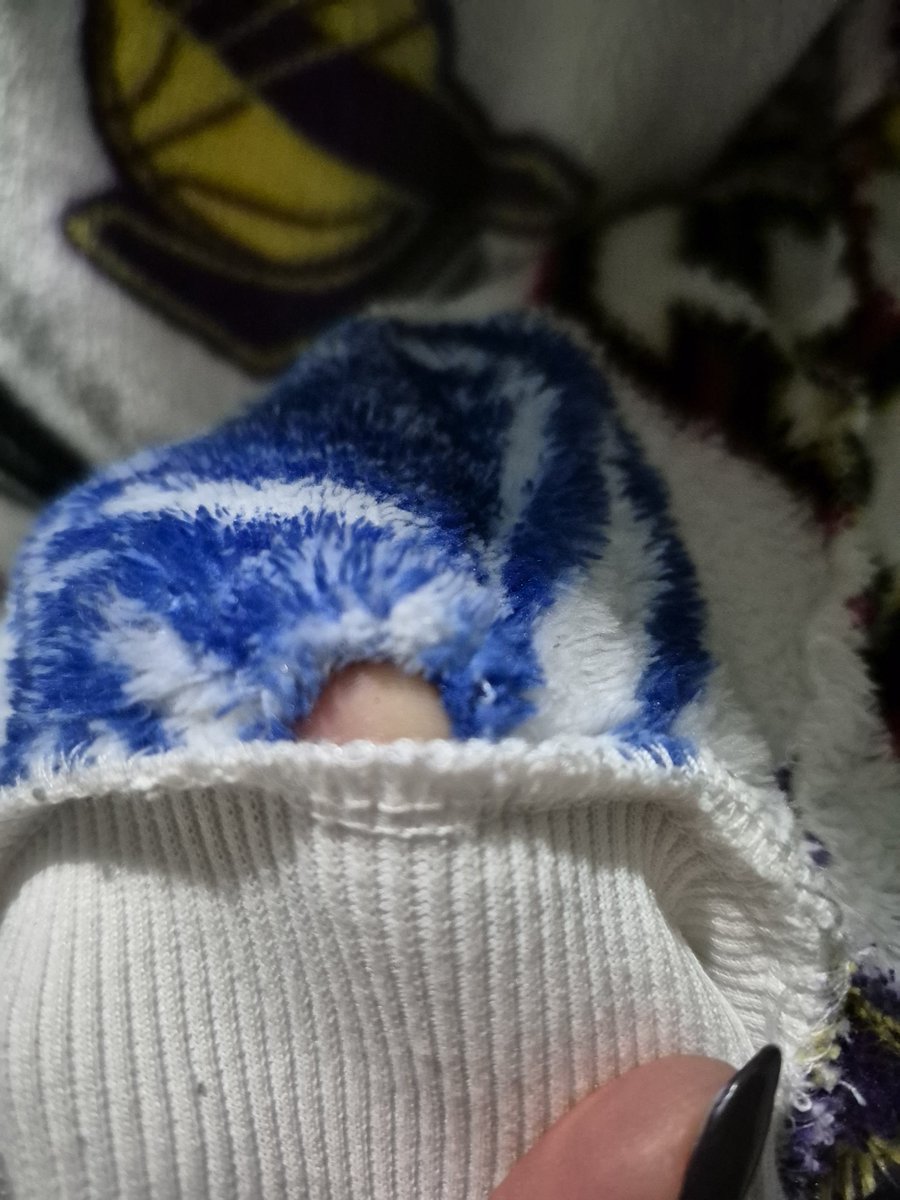 jowhite1's tweet photo. @marksandspencer My son has had this hoodie since Christmas day, and the stitching seems to be coming away. Is there anything that can be done, as it seems to no longer be in stock. https://t.co/AiiJdDYx3h