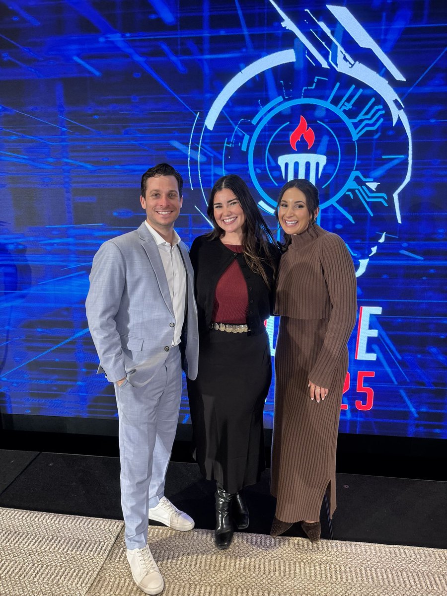 Cyber Kori tweet media