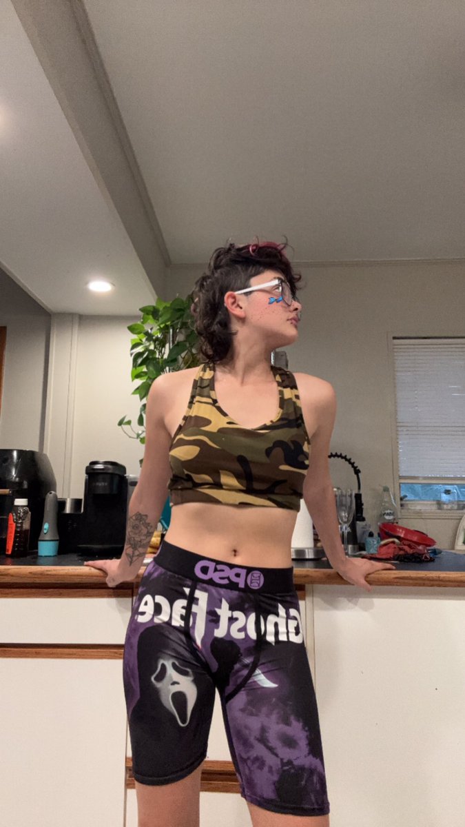 ReiT4206's tweet photo. Feeling good as fuck about myself 🥰 https://t.co/vLUH91iZS6