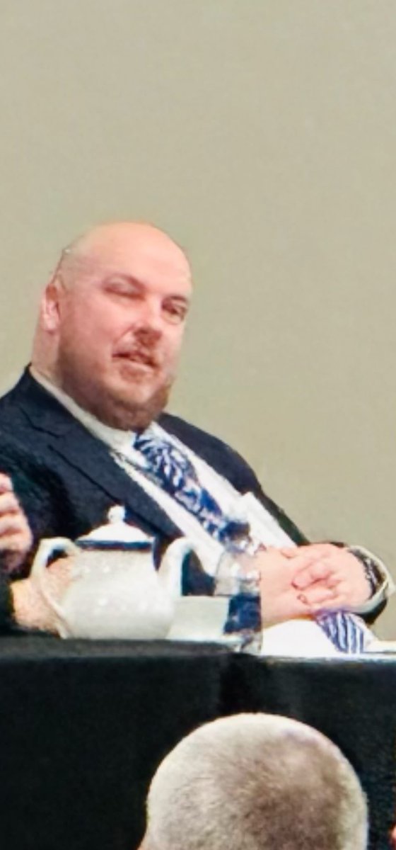 I can’t cope with this forum!

Our COO when asked about future strategy…

“I just sell the tickets”

Man looks like he takes the minutes at parish council meetings.

#swfc