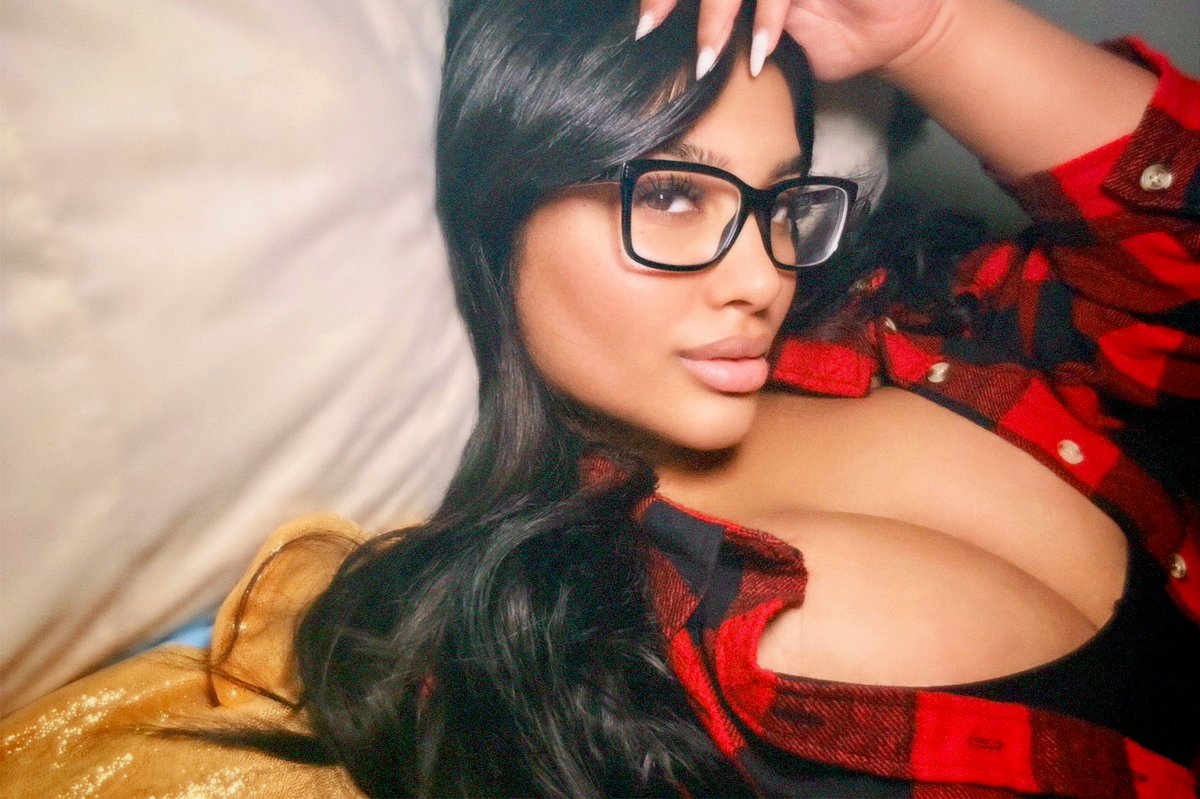 A👑 (@unicornwif3y)  X