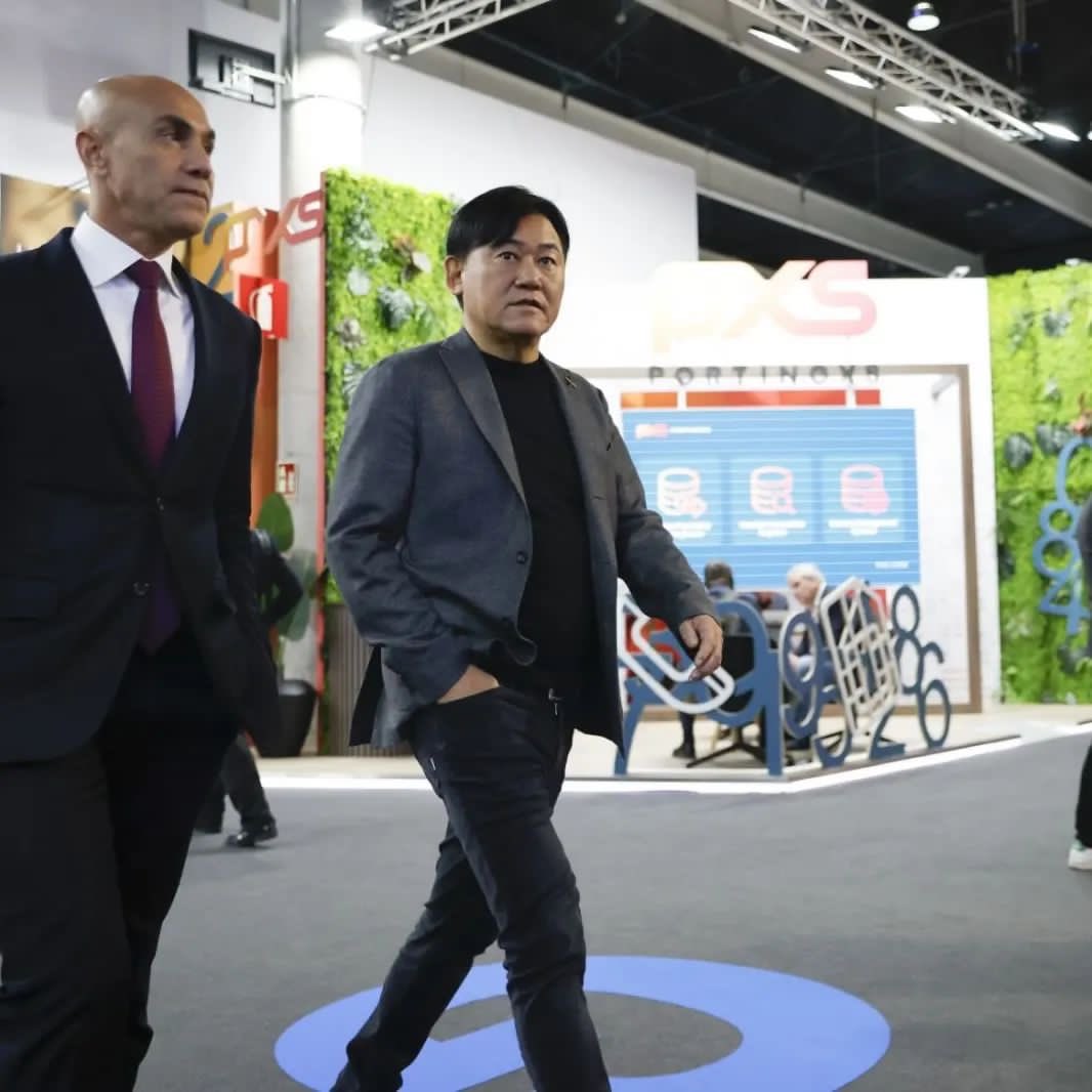 Anthony_Chong1's tweet image. Gaining money is an action.. .. Maintaining money is a behavior.... and multiplying money is knowledge
#BitcoinTrader #Bitcoinexpert #Bitcoininvestors #cryptocurrencytrader