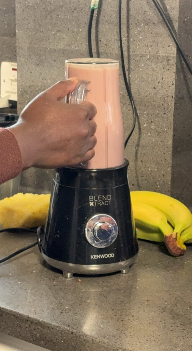 Thahmina Akhtar OT (@thahmina_ot) on Twitter photo During today’s Artistic Appreciation Group, the Service Users were treated to some refreshing smoothies. These were kindly prepared during the weekly smoothies group. #OccupationalTherapy #OT #PowerofOT #TheraputicActivity #TogetherGMMH #NHS #AHP <a href="/nigellGMMHrehab/">Nigel Skillen</a> <a href="/GMMH_NHS/">Greater Manchester Mental Health</a> During today’s Artistic Appreciation Group, the Service Users were treated to some refreshing smoothies. These were kindly prepared during the weekly smoothies group. #OccupationalTherapy #OT #PowerofOT #TheraputicActivity #TogetherGMMH #NHS #AHP <a href="/nigellGMMHrehab/">Nigel Skillen</a> <a href="/GMMH_NHS/">Greater Manchester Mental Health</a>