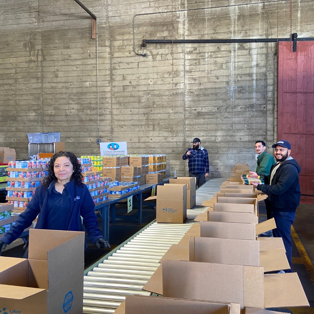 Building_Skills's tweet photo. A heartfelt thank you to @RepJimmyGomez  @JimmyGomezCA  @lcs_losangeles  @fearless_la  @MarkJGonzalezLA  @chernandeezz  and @TheWallMemorias for your unwavering support and contributions. We are grateful to our incredible community partners 💙

#bsp_ca https://t.co/JipVf5TakO