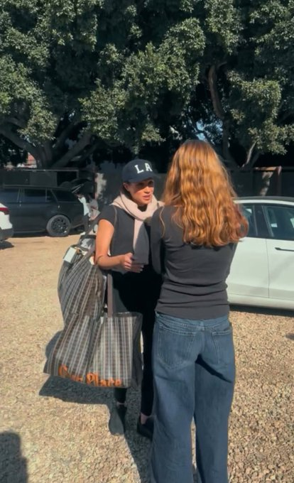 DBrown99944's tweet photo. Altadena Girls Fire Recovery
Restoring Normalcy For The Teenage Victims of the Eaton Canyon Fire #AltadenaGirlsFireRecovery
#Altadenafires #ArchewellFoundation #PrincessMeghan
To donate: https://t.co/wAFCfg75U3 https://t.co/c4OXzUlrEW