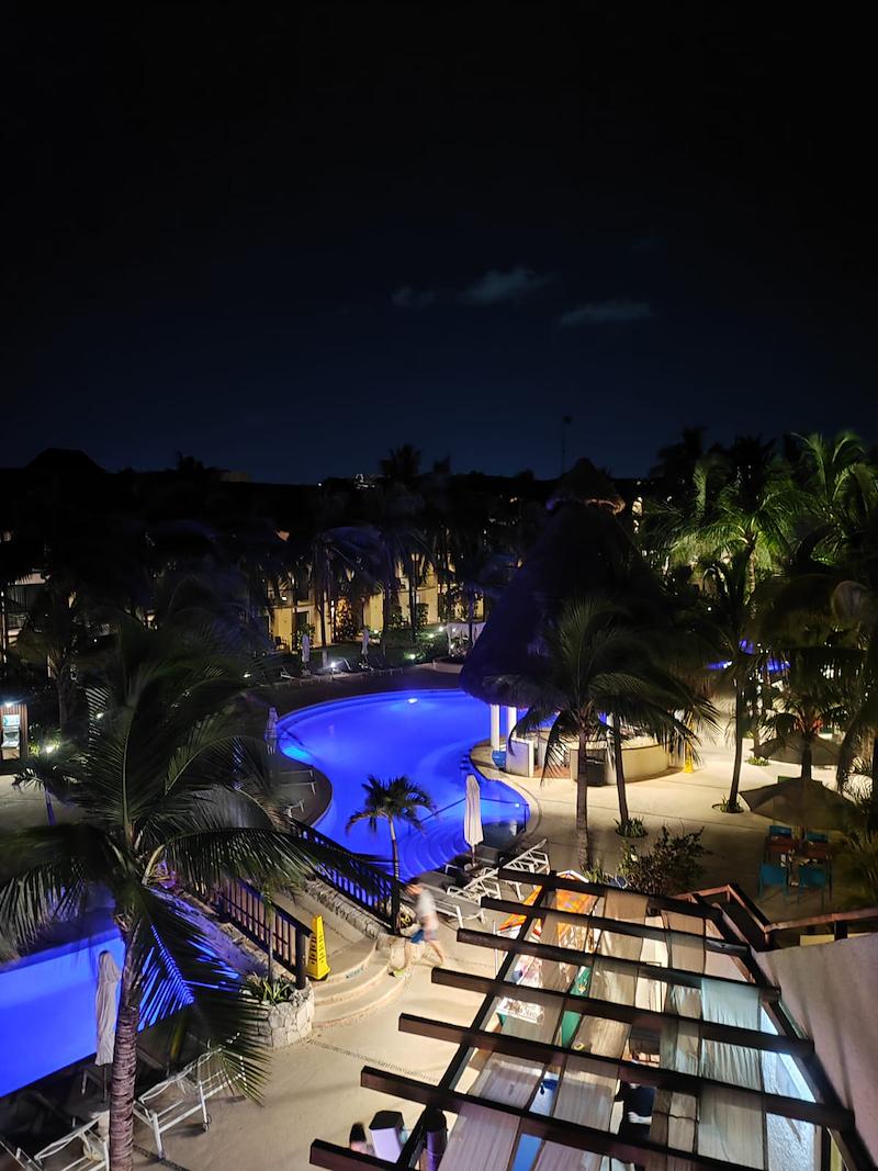 SamMelendres's tweet photo. Soy finalista en el concurso de historia de The Reef Coco Beach. Ayúdame a reunir votos: https://t.co/obvDWO0ePY @reefcocobeach https://t.co/MPgfXSJrdq