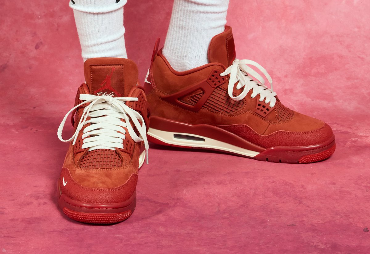 ModernNotoriety's tweet photo. Nigel Sylvester x Air Jordan 4 "Brick by Brick" on-feet 😮‍💨 https://t.co/XxS3jx11QQ