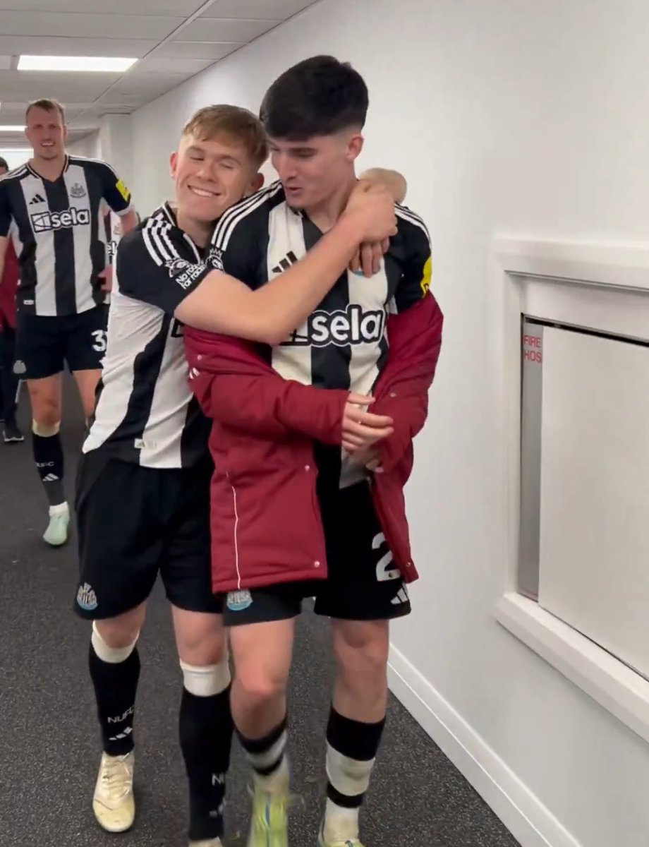 Big Dan Burn has just told the kids they can have takeaway pizza tonight #nufc