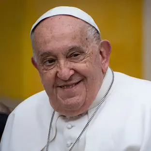 Estamos de acuerdo que este es un viejo de mierda, no?