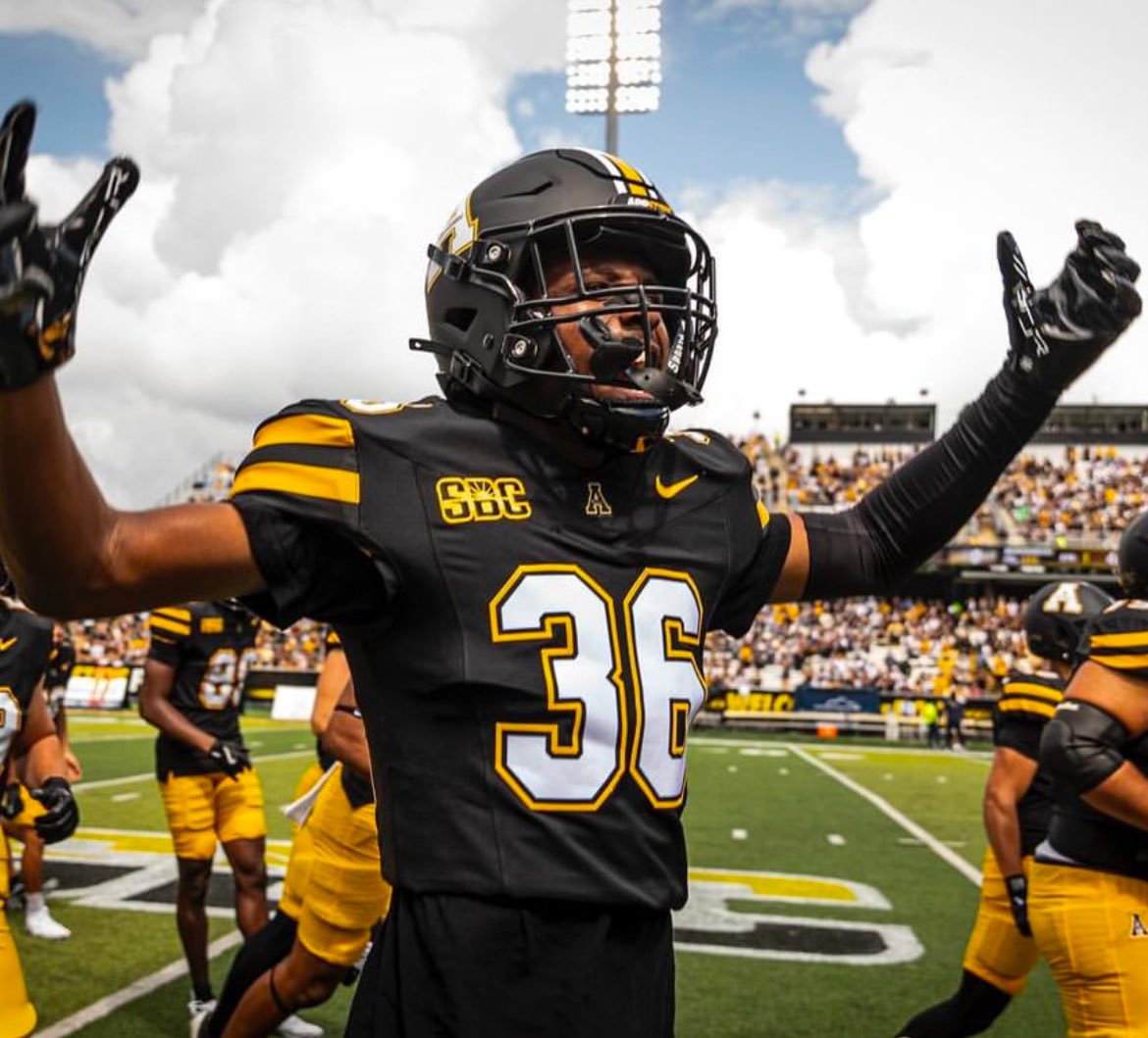 After a great conversation with <a href="/CoachDailey_A6O/">Joe Dailey</a> I’m very blessed to say I have recieved a offer from <a href="/AppState_FB/">App State Football</a> <a href="/CoachRoller5/">Kelvin Roller</a> <a href="/Dowell_Loggains/">Dowell Loggains</a> <a href="/Dillon_Football/">Dillon Football</a> <a href="/jshu15/">Jacob Shumate</a>