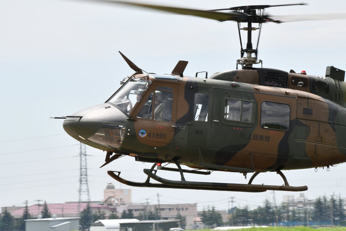 令和7年 初編隊飛行 本日10：55テイクオフ！ ＼ 地域の平和と安全