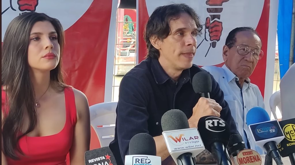 albaycian's tweet photo. #Elecciones2025
#Ecuador
@PSEcuatoriano
@PedritoExtranja
@VeroSilva2021
#Candidatos
#AsambleaNacional 🇪🇨
#GabyMontero
#PSE17 ❤️✨😌 https://t.co/lby6SEyFXt