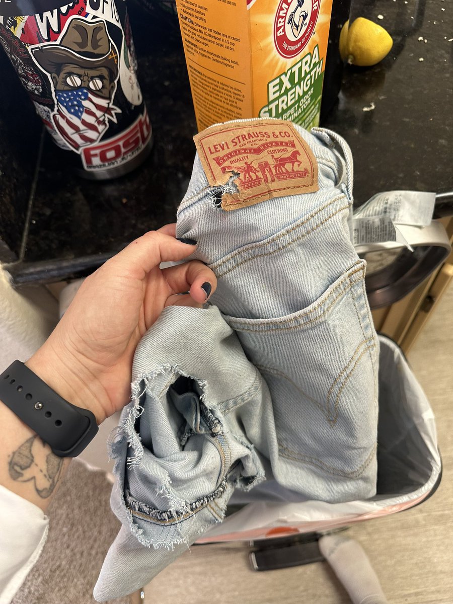 Ya ni los hptas jeans se salvan