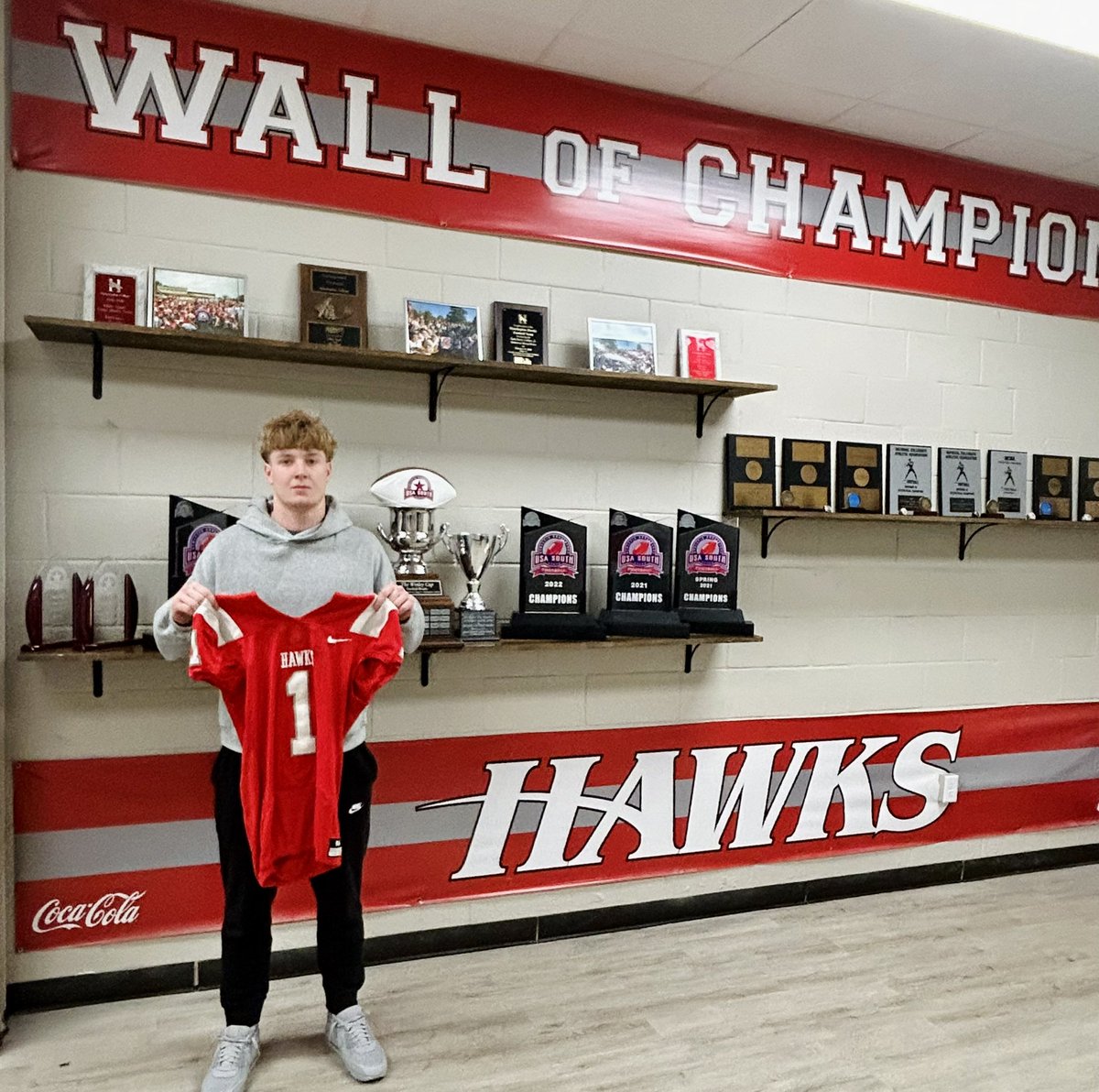 Cohen Fielder (@_cohenfielder) on Twitter photo Had an amazing Official Visit with <a href="/HawksFootball/">Huntingdon Football</a> today! Thanks to <a href="/coachHicks_DC/">Steven Hicks</a> <a href="/ChaelPridgen/">Chael Pridgen</a> <a href="/DB_CoachBlanco/">Coach White</a> <a href="/CoachDornHC/">Karl Dorn</a> for the hospitality! <a href="/MPatterson_11/">Matt Patterson</a> <a href="/crabtree07/">Kyle Crabtree</a> <a href="/Bucks_Football1/">Buckhorn Football</a> <a href="/AL6AFootball/">Alabama6AFootball</a> <a href="/RecruitsAlabama/">Alabama Recruits</a> <a href="/hspnrecruiting/">HSPNrecruiting</a> <a href="/hs_footballguru/">Recruit The South</a> <a href="/ExpoRecruits/">Expo Recruits</a> Had an amazing Official Visit with <a href="/HawksFootball/">Huntingdon Football</a> today! Thanks to <a href="/coachHicks_DC/">Steven Hicks</a> <a href="/ChaelPridgen/">Chael Pridgen</a> <a href="/DB_CoachBlanco/">Coach White</a> <a href="/CoachDornHC/">Karl Dorn</a> for the hospitality! <a href="/MPatterson_11/">Matt Patterson</a> <a href="/crabtree07/">Kyle Crabtree</a> <a href="/Bucks_Football1/">Buckhorn Football</a> <a href="/AL6AFootball/">Alabama6AFootball</a> <a href="/RecruitsAlabama/">Alabama Recruits</a> <a href="/hspnrecruiting/">HSPNrecruiting</a> <a href="/hs_footballguru/">Recruit The South</a> <a href="/ExpoRecruits/">Expo Recruits</a>