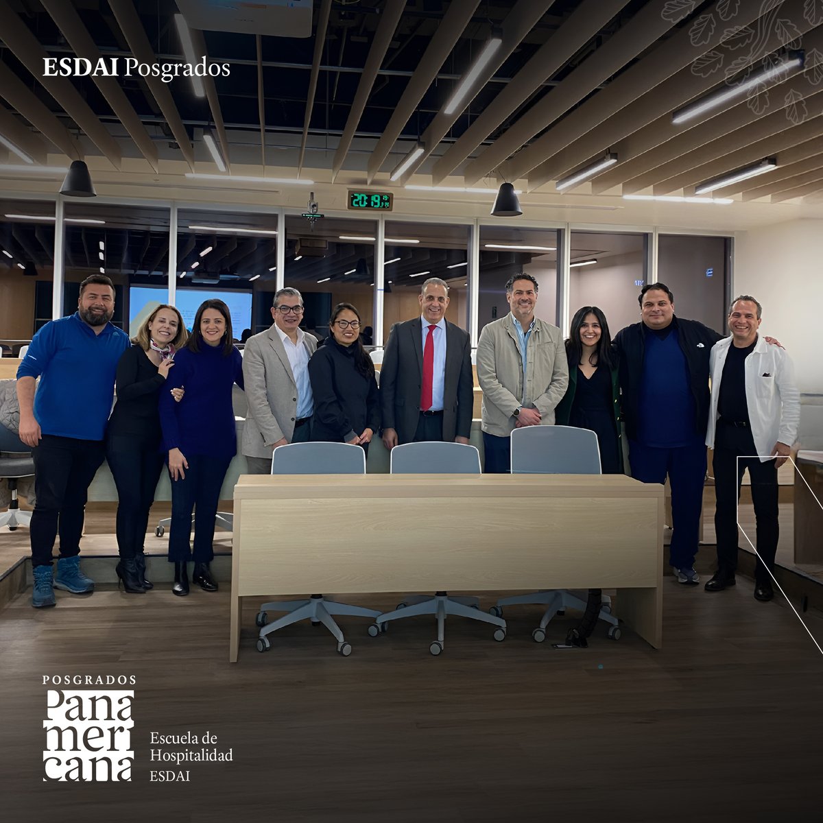Alumnos de la Maestría en Dirección de Instituciones de Salud inician el módulo "Administración Estratégica" con el Mtro. Ernesto Villegas y el Dr. José Luis Pohls, Director del Hospital Ángeles del Pedregal, como invitado especial.