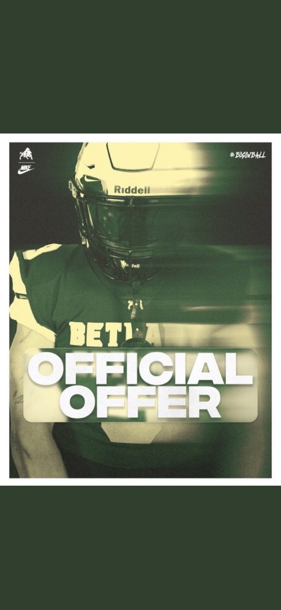 Huge thank you to <a href="/CoachRobBC/">Brandon Robinson</a> and the rest of his staff for a great visit and for my first offer!