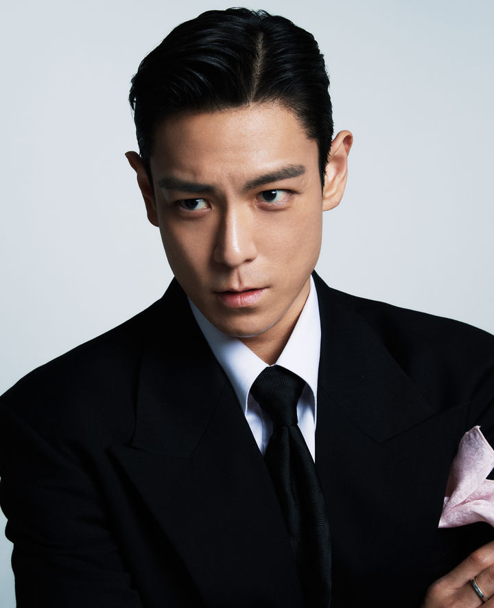 TOPSHYUN's tweet photo. a thread of all the new pictures just so I don't miss any later https://t.co/a6PMscq0LR