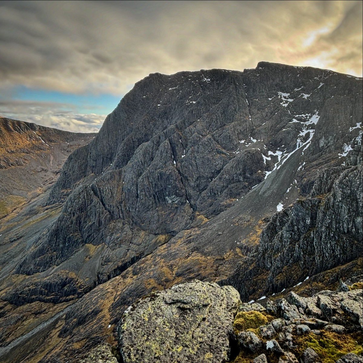 SnowdoniaWalkClimb tweet media