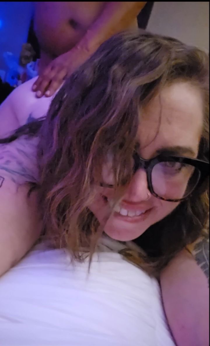 viper_backup_'s tweet photo. Happy humpday follow @Amandalynnfoxx she does Adult content creation, roleplay and basic sex videos, solo play and daily pics/updateshttps://onlyfans.com/amandalynnfoxxx https://t.co/ri0baejbtE