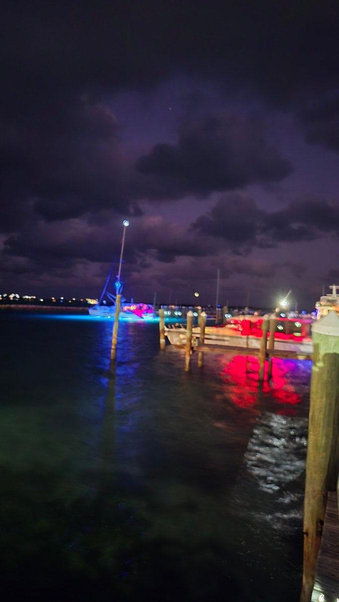 sinsaywhat's tweet image. ❤️#EYC #Exuma #Bahamas