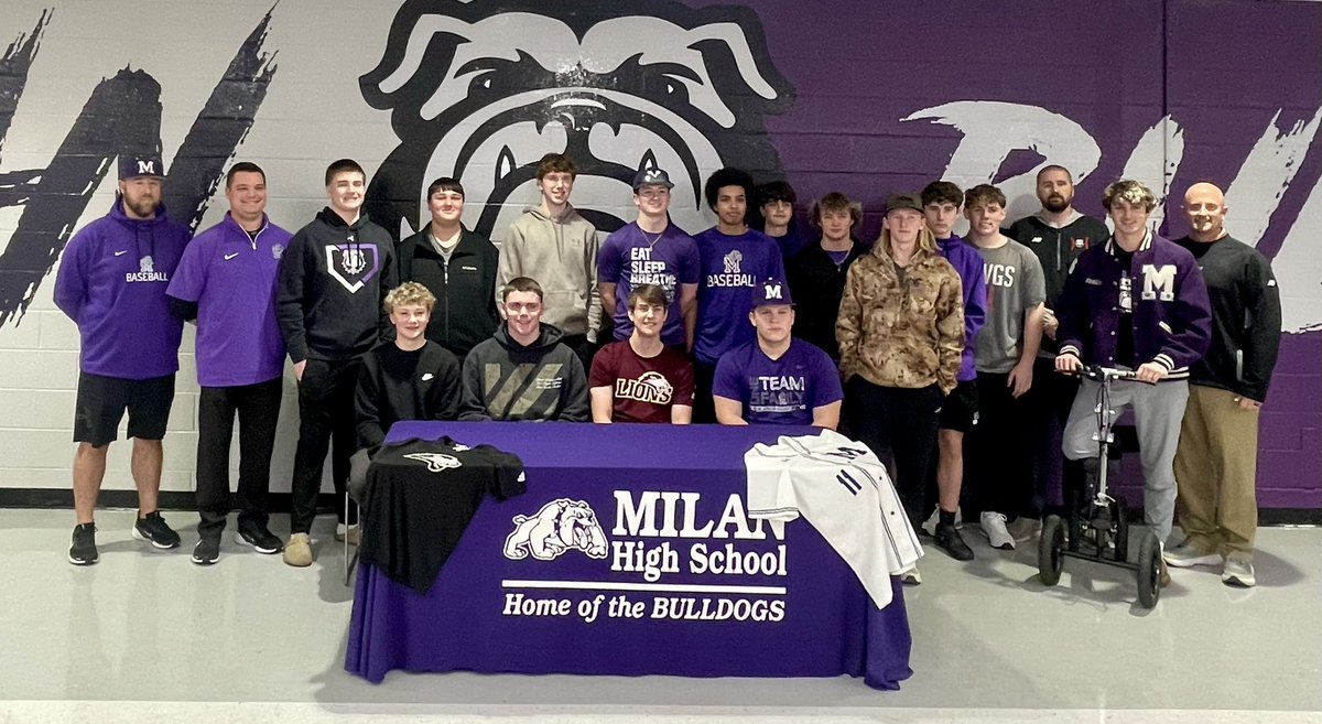 mhsdawgbaseball's tweet photo. Congratulations to Colin Milligan for officially signing with the Freed Hardeman Lions! Proud of you, Kid! #faMily💪🏼 ⚾️ https://t.co/5UQXpg2SnI