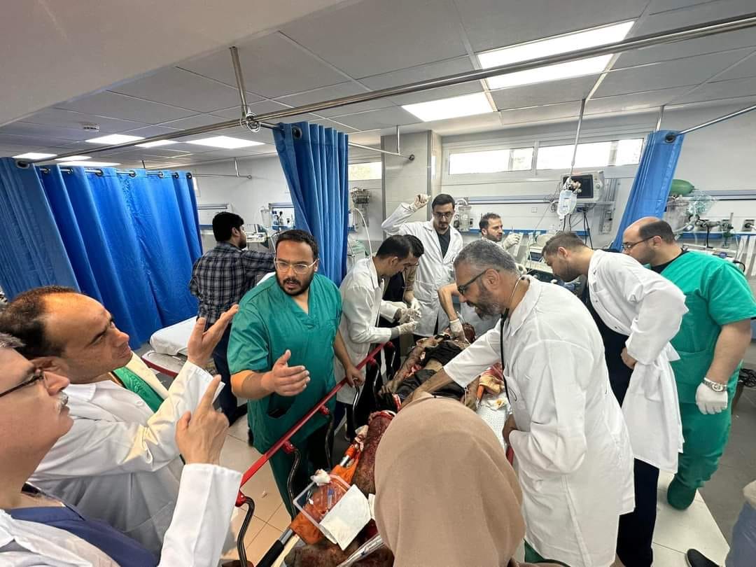 To the Heroes in White Coats – Thank You from the Heart

Shoutout to the incredible medical teams in Gaza. 
Amidst the bombs and devastation, they were the only hope for the injured and sick, working tirelessly to save lives despite the danger and shortages. 
Their courage and