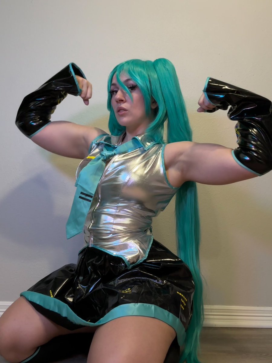 ss_kale_'s tweet image. Hatsune Miku ☺️