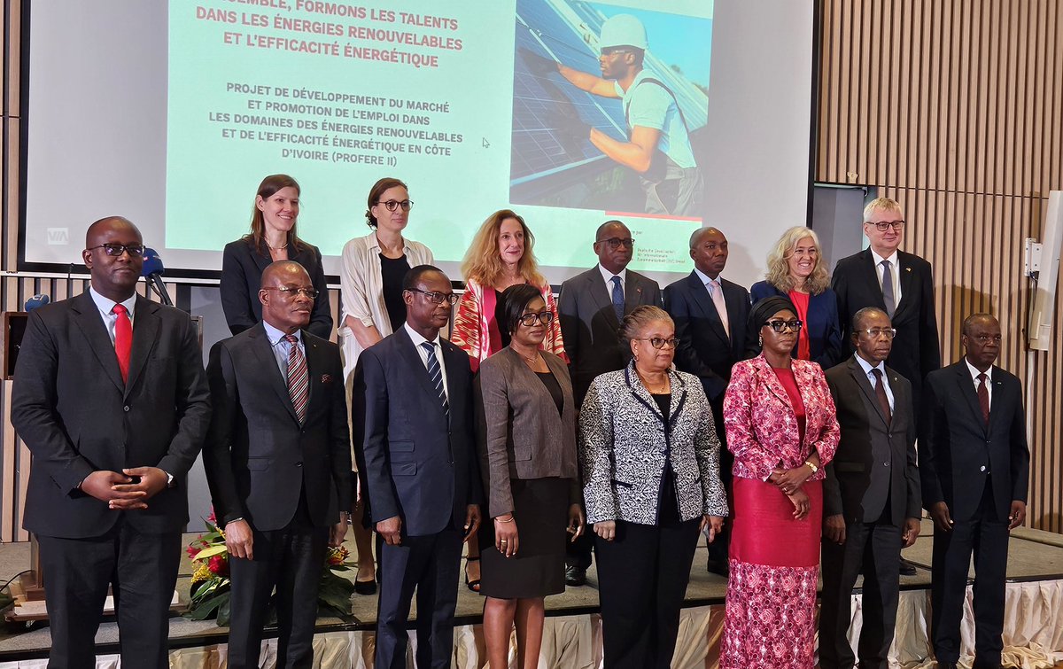 francescaDM_EU's tweet photo. Akwaba à @MyriamFerran DGA @EU_Partnerships, en 🇨🇮 pour
Lancer des formations en énergie renouvelable - projet #PROFERE
Visiter des PME bénéficiaires de financements 🇪🇺 #SUNREF
Lancer avec le @Gouvci et le VP de la @EIB de nouveaux programmes #GlobalGateway #TeamEurope
À suivre! https://t.co/iV8oD4s899