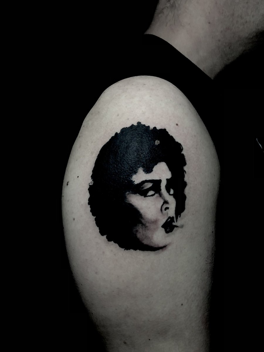 very WILLO tweet media