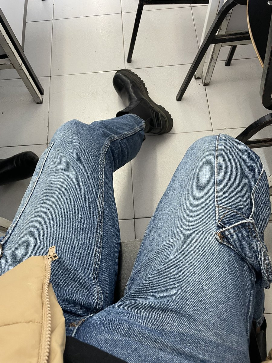 iamjavierh's tweet photo. Help me, aún no hago mi tarea 😭
(Y ni la quiero hacer) https://t.co/EbBDOg9pCi