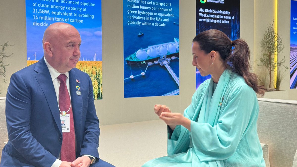 كان من دواعي سروري لقاء معالي نيناد بوبوفيتش، وزير التعاون الاقتصادي الدولي في صربيا. خلال اجتماعنا، تبادلنا النقاشات حول تعزيز العلاقات الثنائية بين دولة الإمارات وصربيا، لا سيما في مجالات الاستثمار، الذكاء الاصطناعي، والاقتصاد الرقمي.

It was a pleasure to meet with H.E Nenad