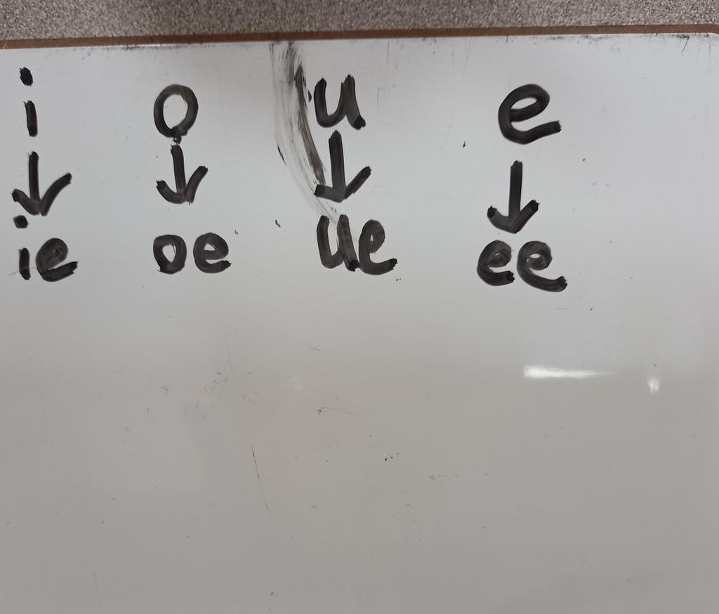 ISU_PYP's tweet photo. Practising sound-letter correspondence &amp; letter formation in #ISUGrade1 as part of daily #phonics. Students feeling empowered as they learn to 'crack the code' of spelling as readers &amp; writers #ISULearns #literacy #IBPYP https://t.co/tAvI5IunPE