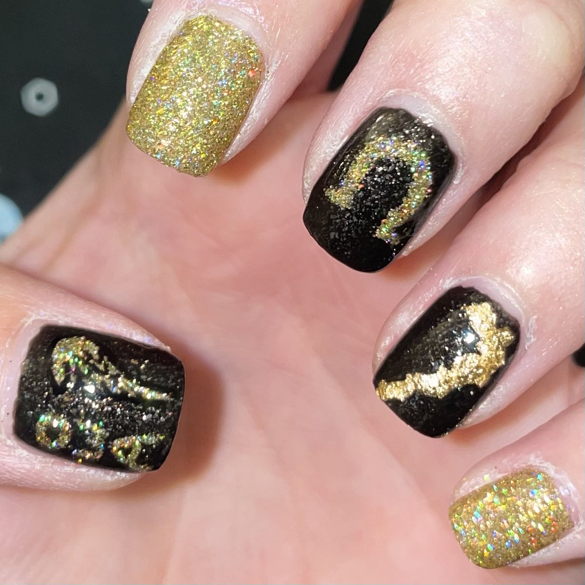 Y2Garcia_'s tweet photo. Don’t have high hopes that Kenny will actually see them. But thought I’d share regardless 🙂‍↕️💛
Never done nail art so fast 😭
@KennyOmegamanX #KennyOmega https://t.co/YIcpD79oRO