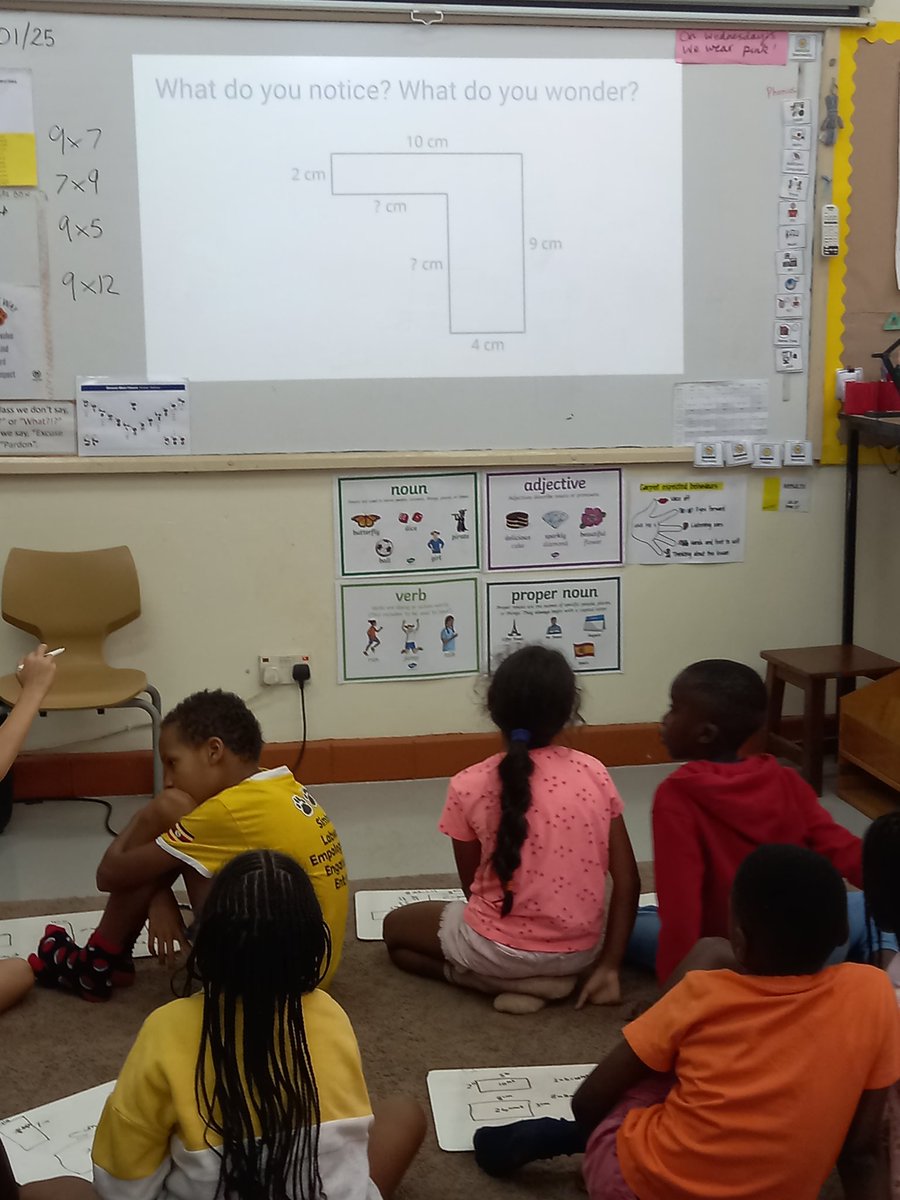 ISU_PYP's tweet photo. What do you notice? What do you wonder? #ISUGrade3 mathematicians noticing &amp; wondering &amp; thinking socially. This helps build deeper, connected understandings, joy &amp; appreciation for #Mathematics #ISULearns #IBPYP #Inquiry https://t.co/iygzv5hvTg