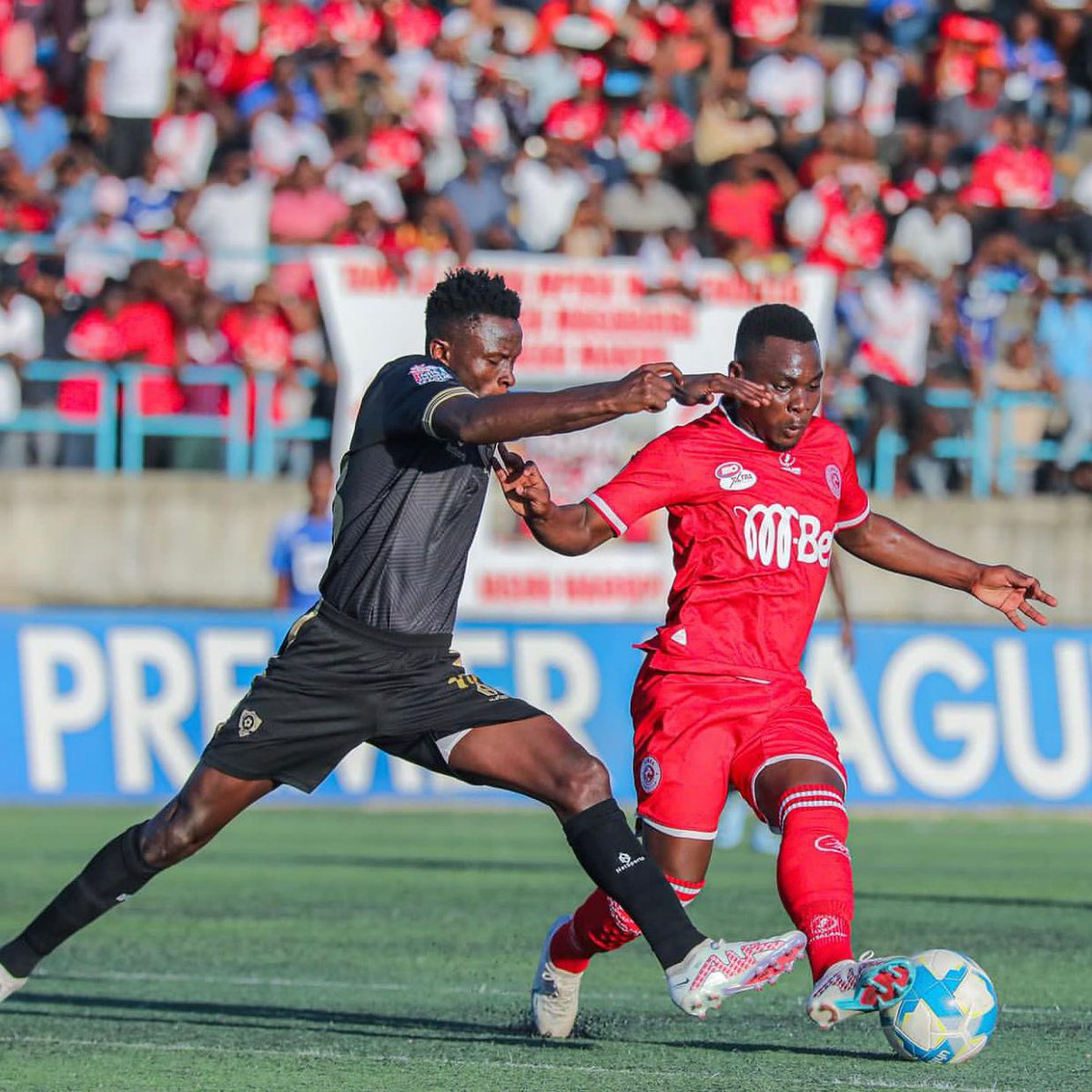 ⏳DEADLINE DAY SIGNING 🔥
.
🧵JANA ilikuwa ni siku ya mwisho ya usajili kwa wachezaji wa Ligi Kuu kabla ya dirisha la Usajili kufungwa. Zipo sajili zilizofanyika usiku wa jana ambazo haukuwa unazijua na hapa nimekuwekea zote zilizofanyika sikua ya jana.
.
SHUKA NA UZI RE-TWEET 🙏🏿