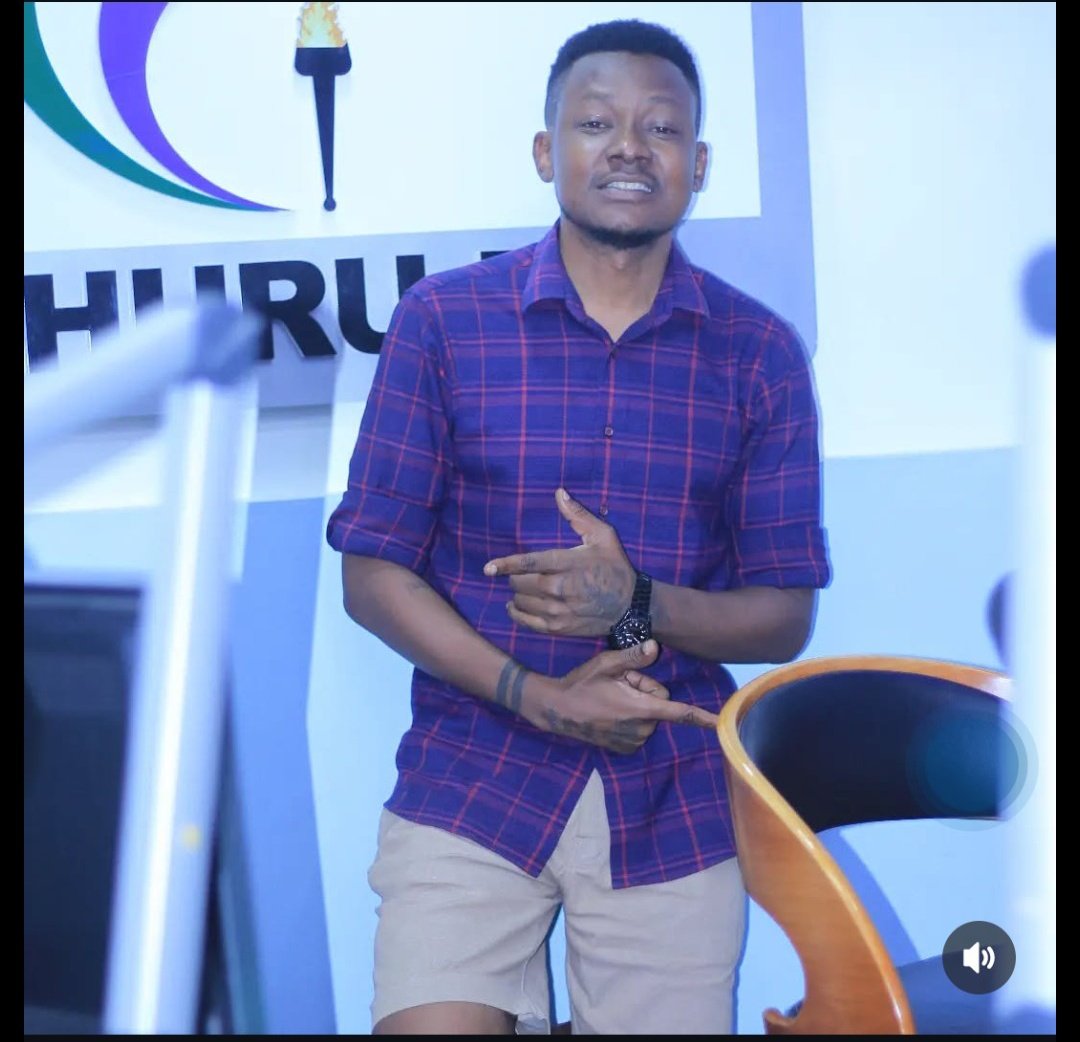 👉🏽 Mwanetu kwa sasa nae anaStragooo sana katika Tasnia yake ya utangazaji, kipindi kile yupo CLOUDS mwana alijizolea Mashabiki na wafatiliaji wengi sana 🙌🏽

Ile Korona ikaja kuharibu kila kitu, Panga la kupunguzwa kwa Wafanyakazi lilimlamba na yeye {Na sababu ilikuwa Korona